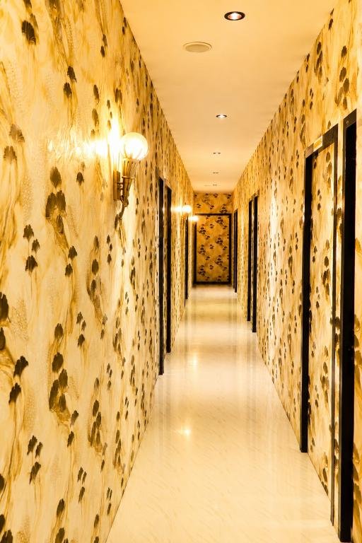 Mantra corridor 2