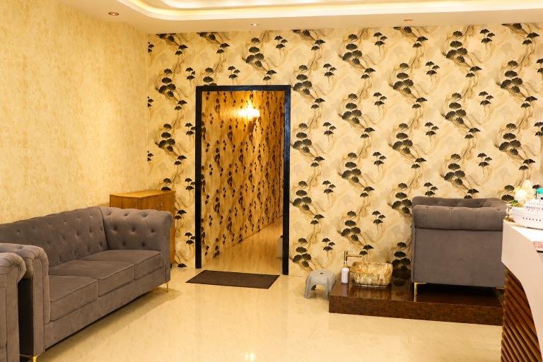 Mantra waiting lounge